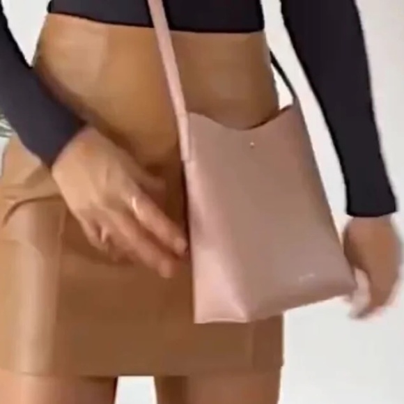 NWT SAMARA Medium Shoulder Bag - Picture 2 of 13